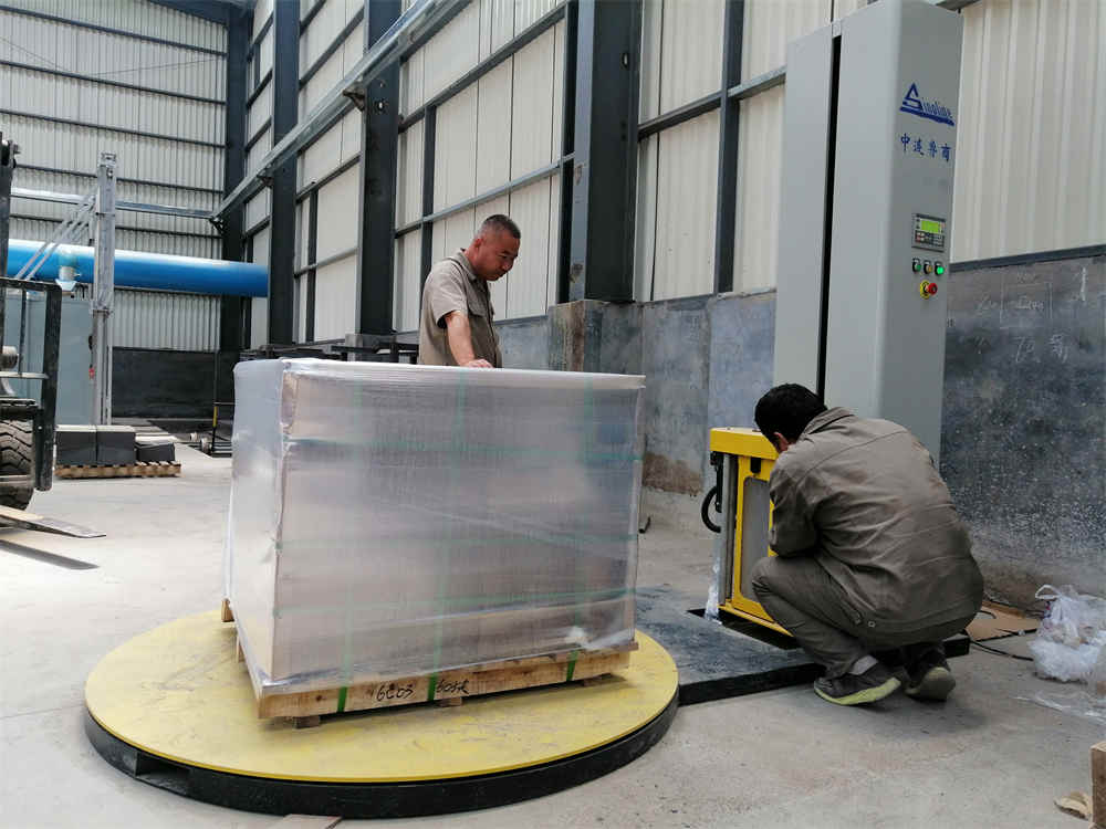 Machine d'emballage spéciale pour film d'emballage étirable