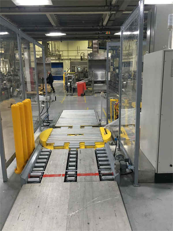 Machine d'emballage à plateau tournant entièrement automatique