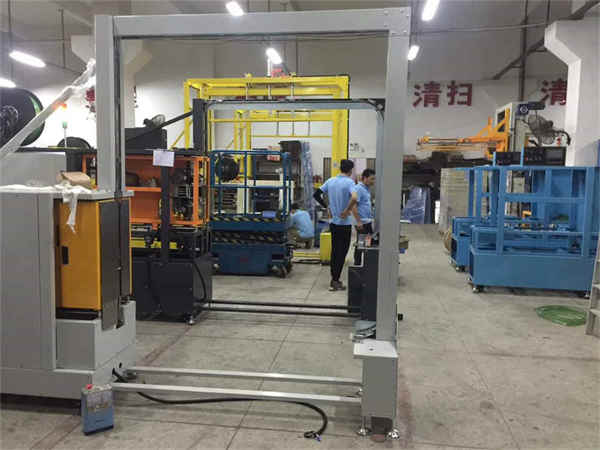 Cercleuses de palettes verticales entièrement automatiques