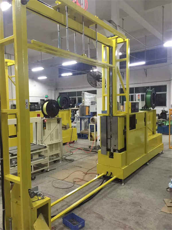 Cercleuses de palettes verticales entièrement automatiques