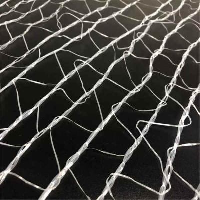 Agricole utilisant un film étirable porféré