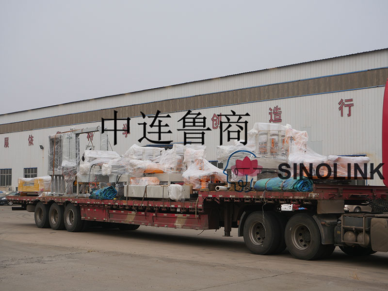 Photos de livraison de la machine de cerclage Delivery Pictures of Strapping Machine