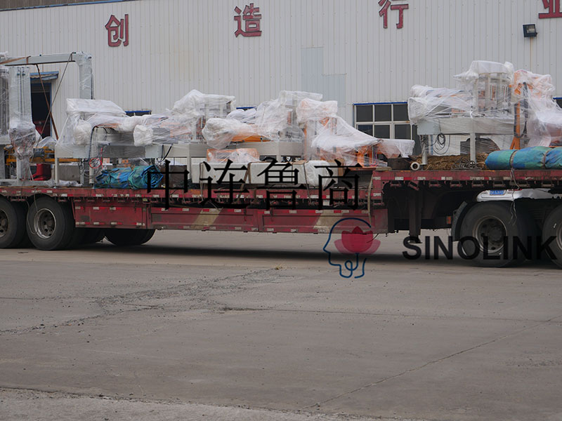 Photos de livraison de la machine de cerclage Delivery Pictures of Strapping Machine