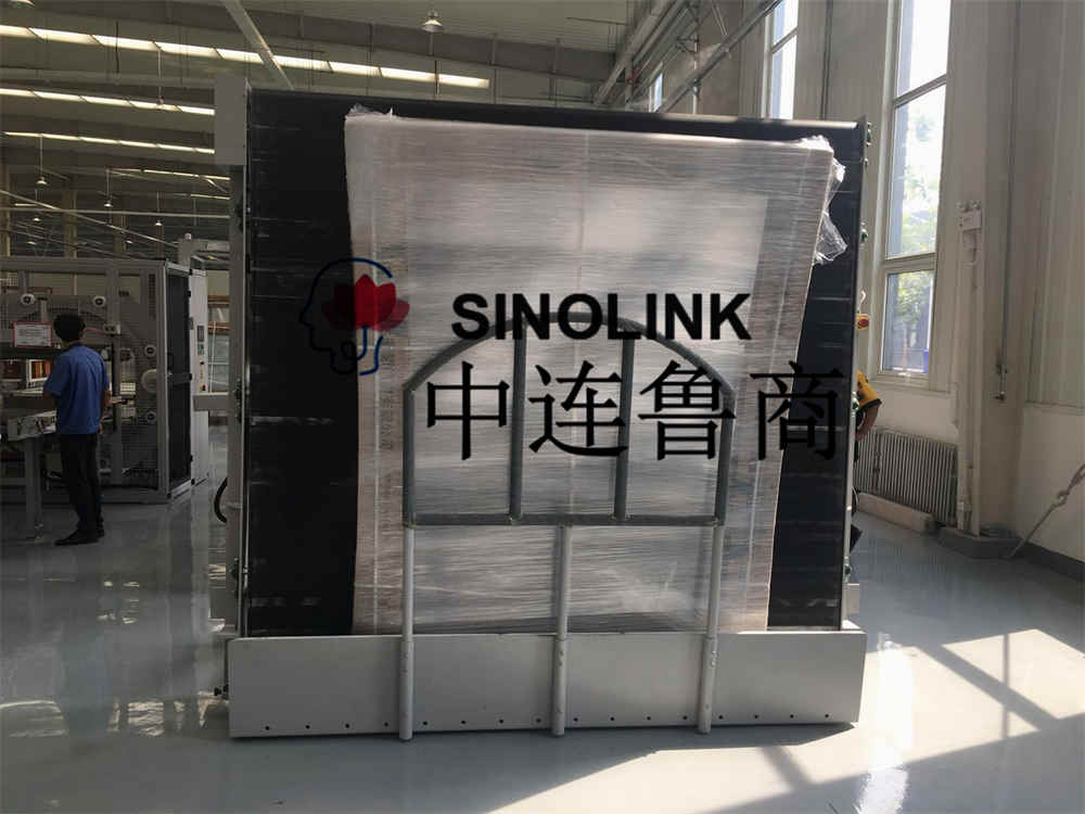 Machine de conditionnement d'enroulement d'emballage horizontal large de porte et de fenêtre automatique Automatic Door And Window Wide Horizontal Wrapping Winding Packaging Machine