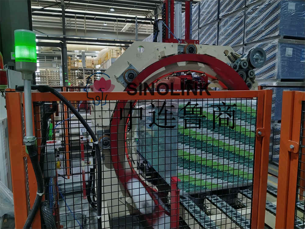 Machine d'emballage pré-étirement automatique à six côtés pour les matériaux de construction de plaques Machine d'emballage pré-étirement automatique à six côtés pour les matériaux de construction de plaques