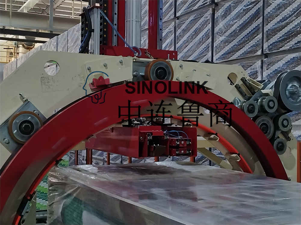 Machine d'emballage pré-étirement automatique à six côtés pour les matériaux de construction de plaques Machine d'emballage pré-étirement automatique à six côtés pour les matériaux de construction de plaques